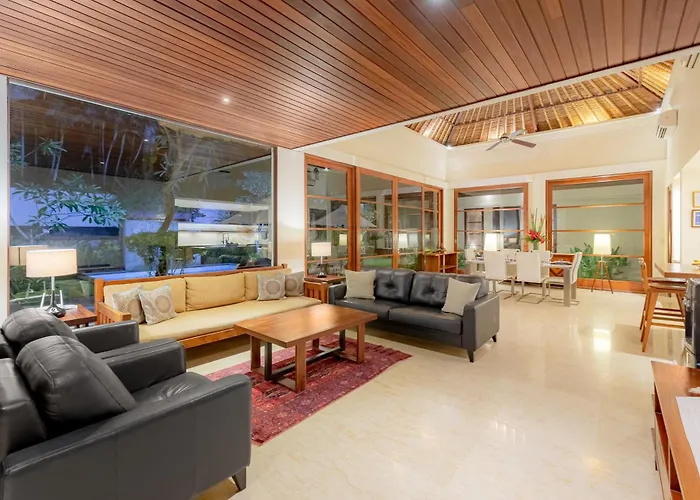 Villa Dorado - Steps From Jimbaran Beach