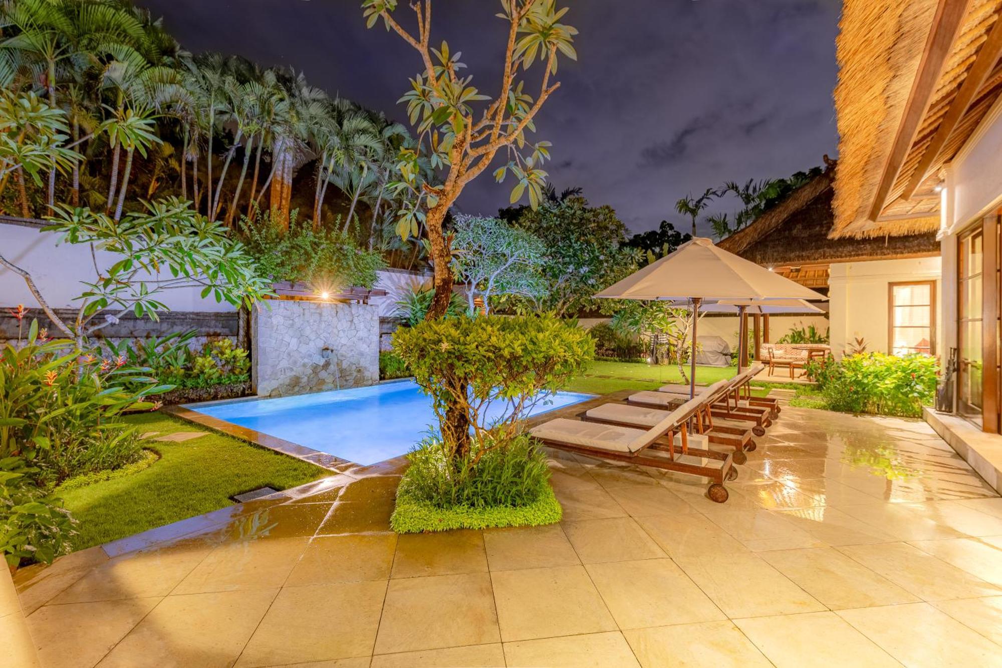 Dorado - Steps From Villa